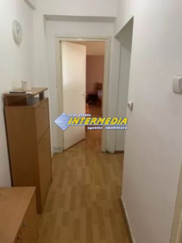 apartament-2-camere-de-vanzare-centru-etaj-1-mobilat-si-utilat-4